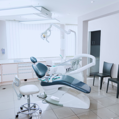 dental clinic having google maps